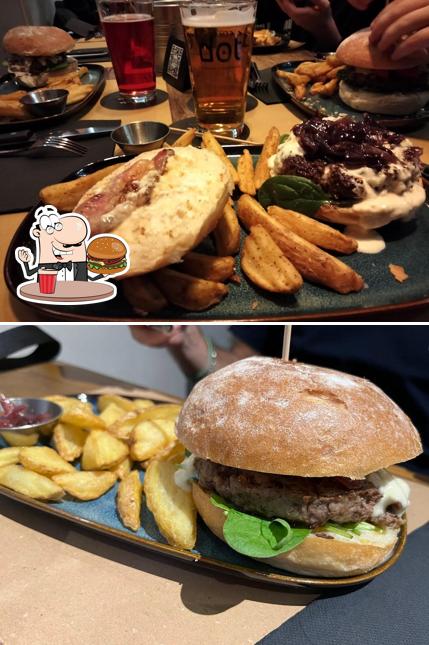 Hamburger al DOT Birreria Indipendente