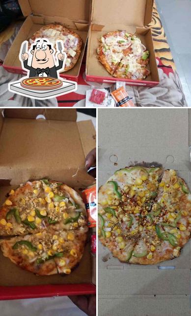 Try out pizza at Laziz Pizza
