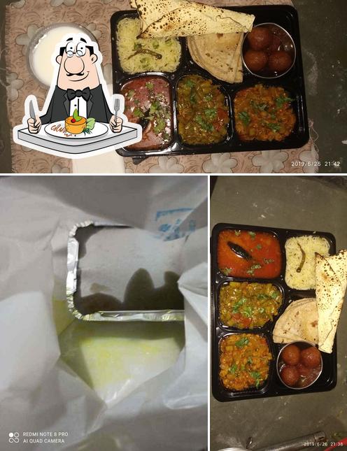 Food at LUCKY BHOJANALAY