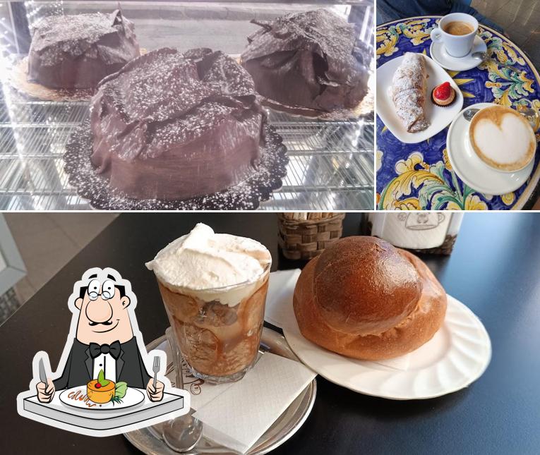 Platti al Bar Pasticceria Garufi Antonio