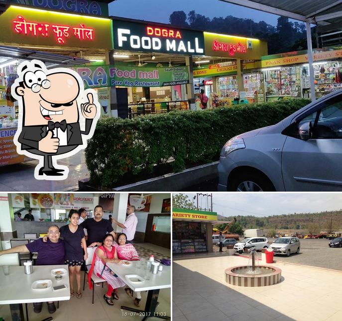 Look at the image of Dogra Food Mall