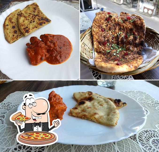 Get pizza at Hunko Mukho Hyangla Kalyani