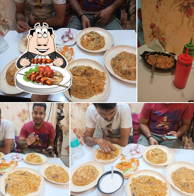 Food at RIVAL CAFE & RESTAURANT