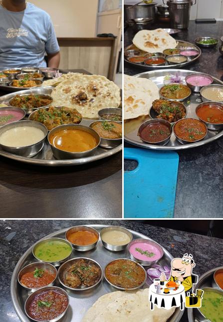 Food at Hotel Gavran Kolhapuri (अस्सल कोल्हापुरी चव)