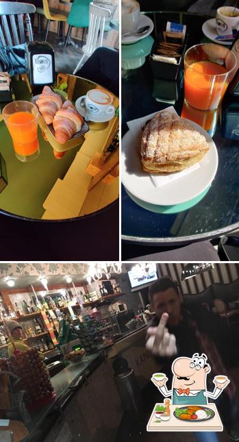 Tra le varie cose da Kaino Caffè si possono trovare la cibo e interni