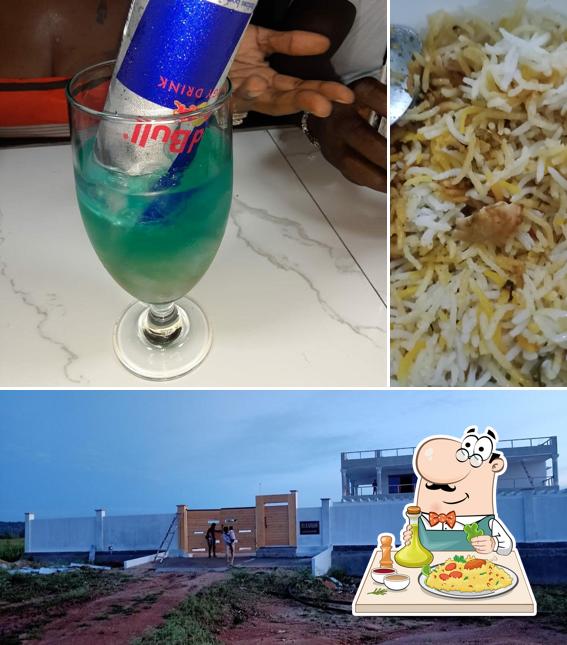 Among different things one can find food and exterior at Addict Family Restaurant