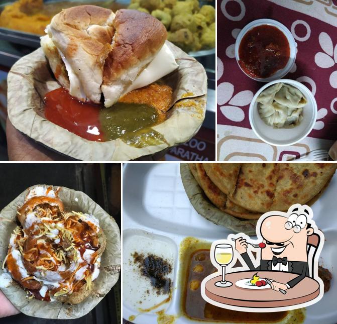 Food at Chowrasia Chat