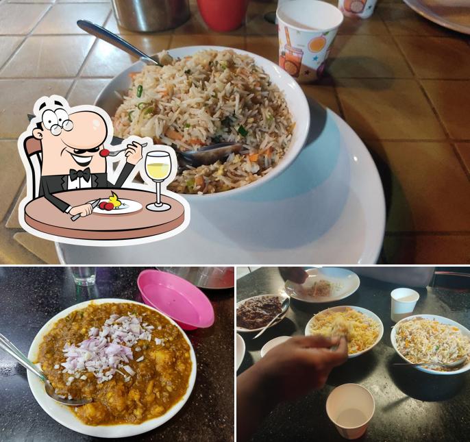 Food at Achayans Thattukada