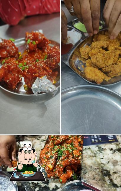 Food at BAWARCHIKHANA