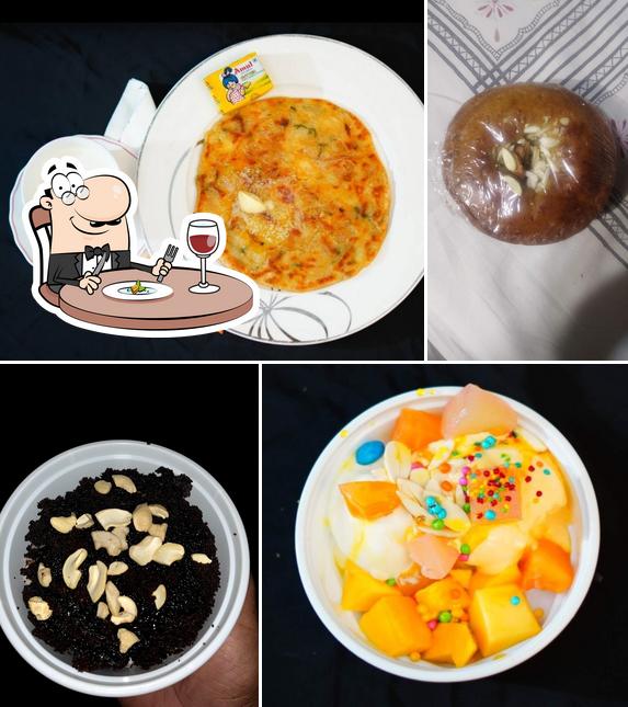Food at Brain Freezers - Best Shakes, Ice Creams, Waffles In NIT Fraidabad