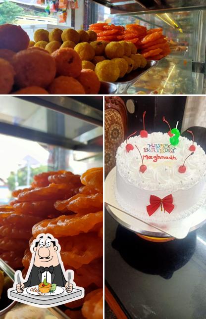 Meals at LEKSHMI BAKERY AND SWEETS