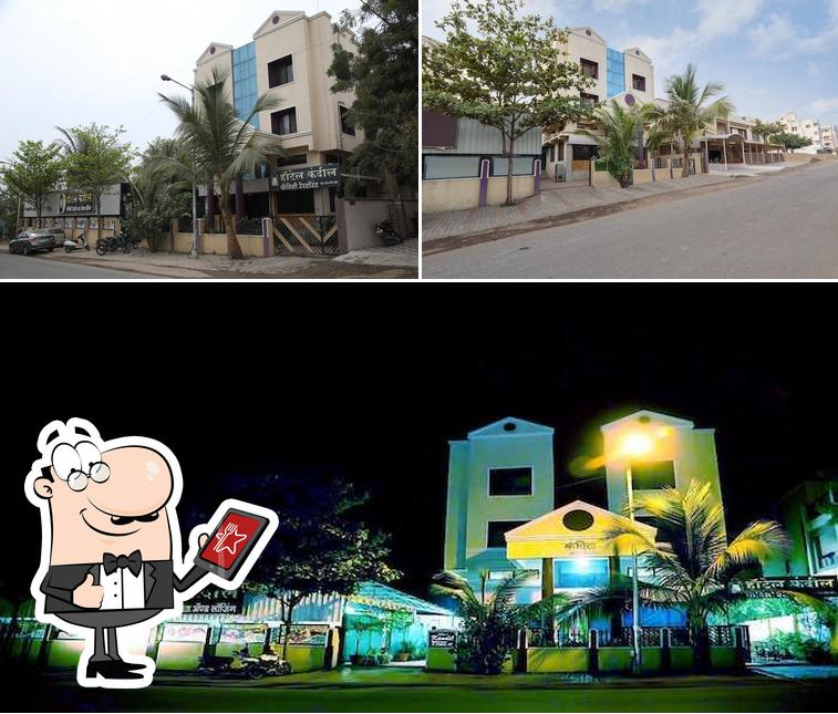 The exterior of OYO Hotel Kandil