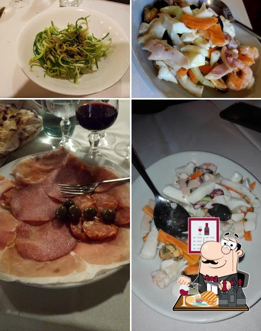 Prenditi i un pasto a base di carne a Taverna Alessandrina