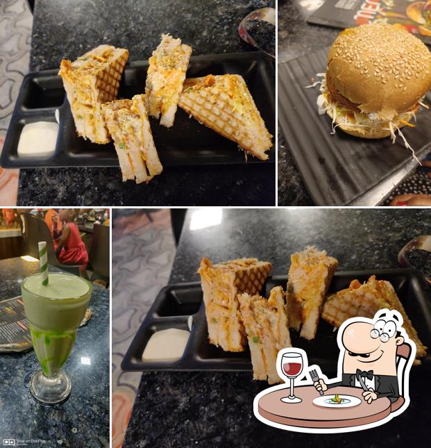 Super Bistro Restro Cafe