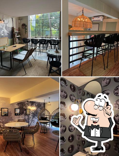 The interior of Urth Organic Cafe & Eatery