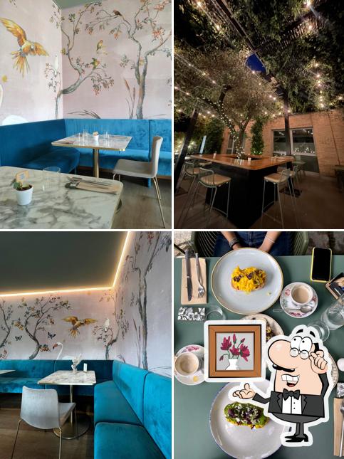 Siediti a un tavolo di Amber