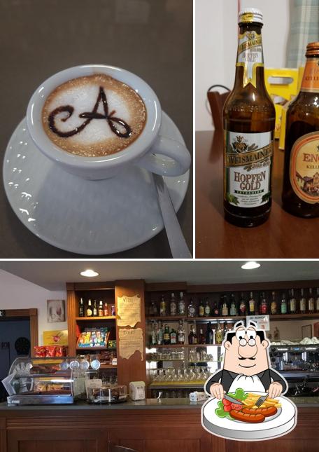La foto della cibo e interni di Bar Alla Nazionale