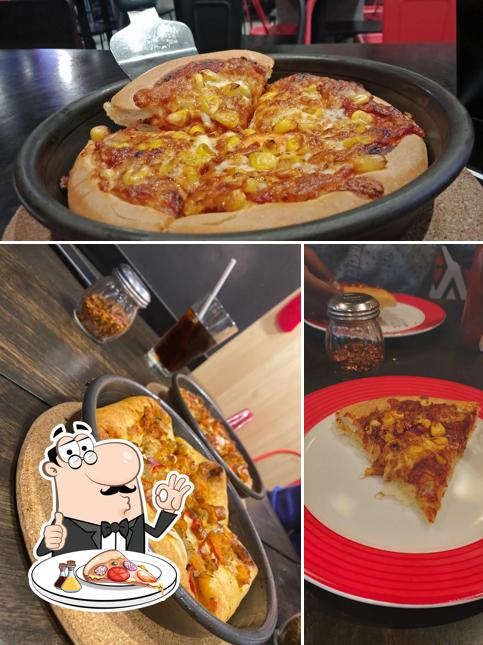 Get pizza at Pizza Hut Christian Colony Rd, Karimnagar