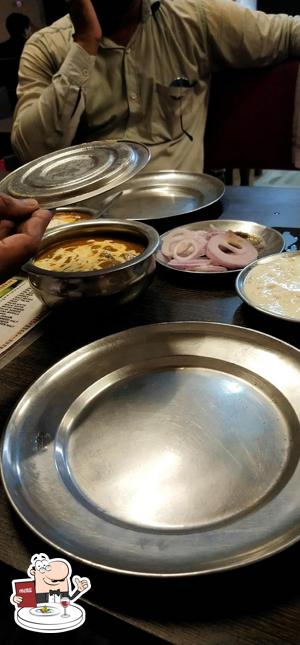 Food at Kohli Da Dhaba (VEGETARIAN)