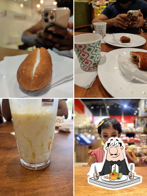 Food at Kottaram Sweet House (Bakery)