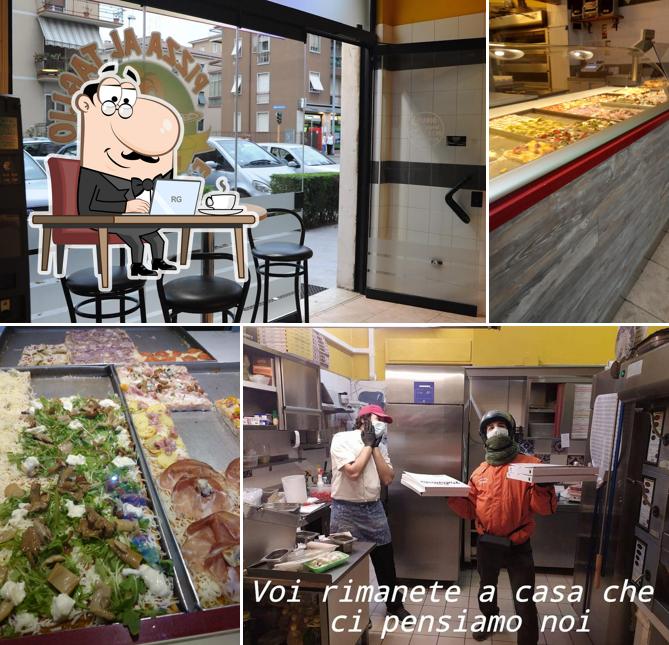 Dai un'occhiata agli interni di Pizzeria Putapariò