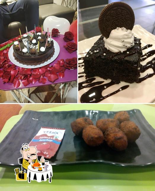 Meals at Scoops