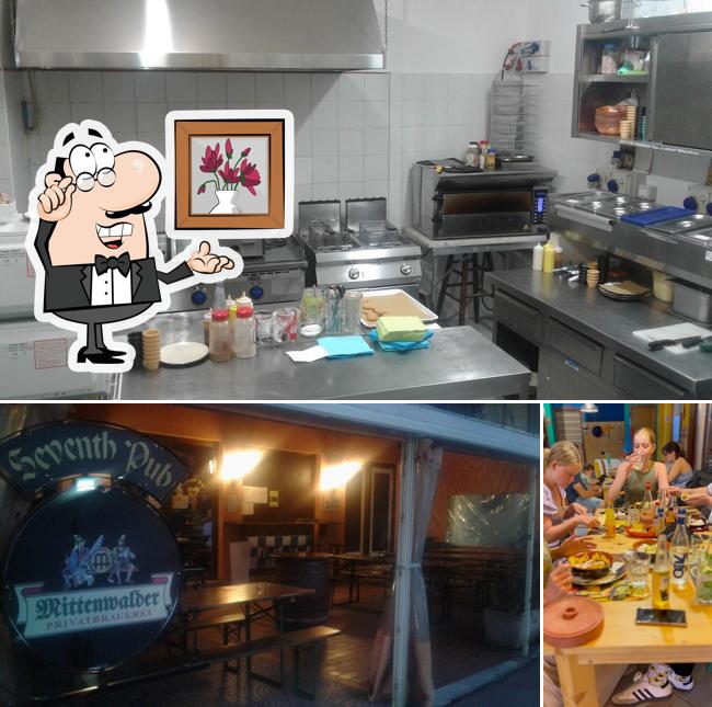 Gli interni di Seventh Mexican Restaurant
