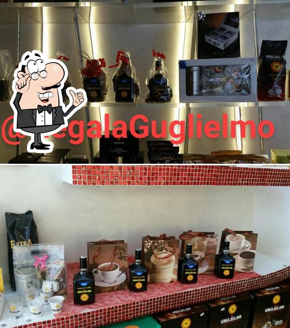 Gli interni di Guglielmo Store
