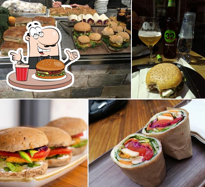 Prova un hamburger a Il Borgo Verde Salad & Juice Bar