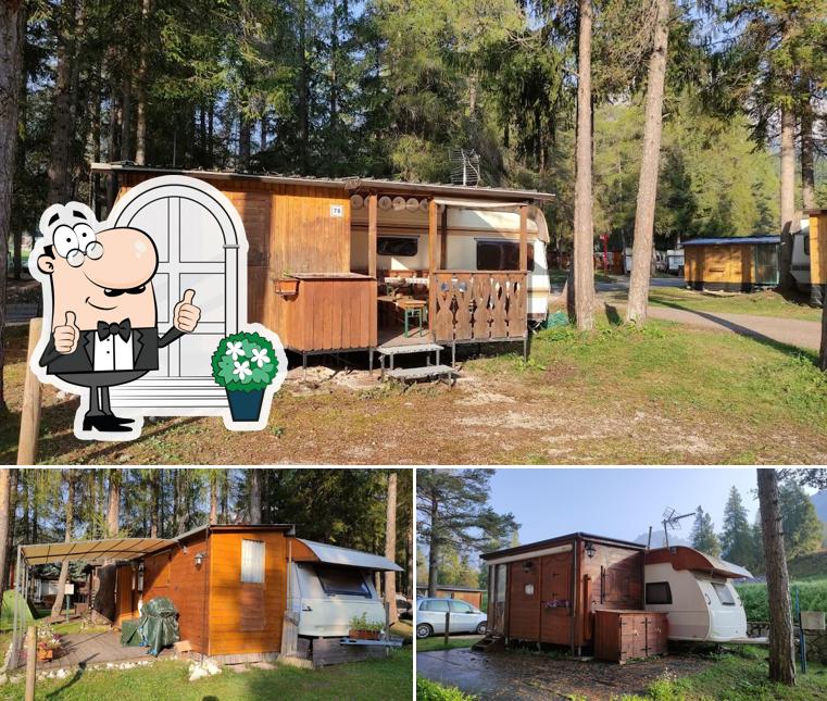 Guarda gli esterni di Pizzeria Camping Cortina