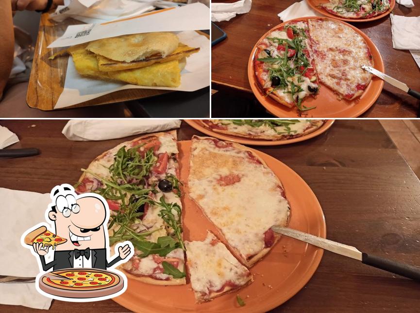 Prenditi una pizza a Pizzeria Lapo
