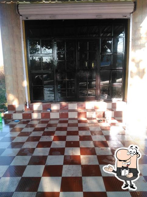 Here's an image of Tooeat Corner Restaurant
