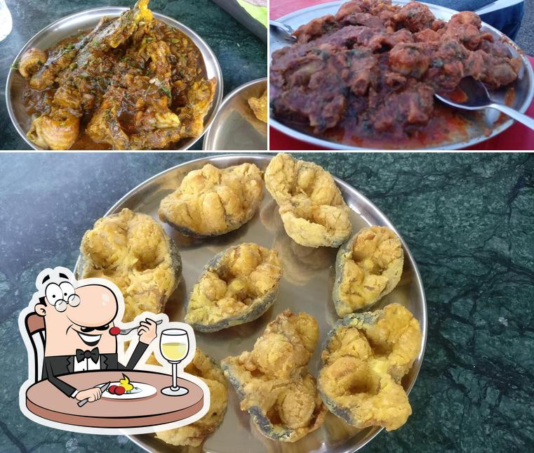 Food at Malhar Khanaval, Adgaon, Nashik