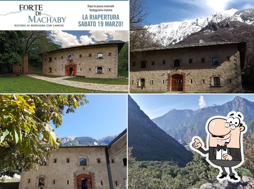 Puoi goderti l'aria fresca da seduto all'esterno di Forte di Machaby - Ristorante e Ostello nel Bosco