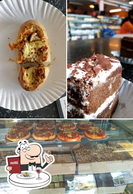 Food at McRennett Cakes AnnaNagar