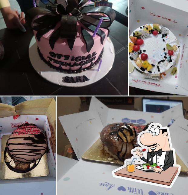 Meals at the cake lair