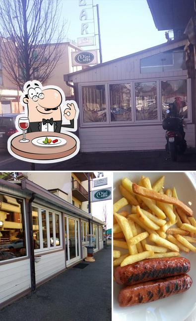 Bar Silei si caratterizza per la cibo e interni