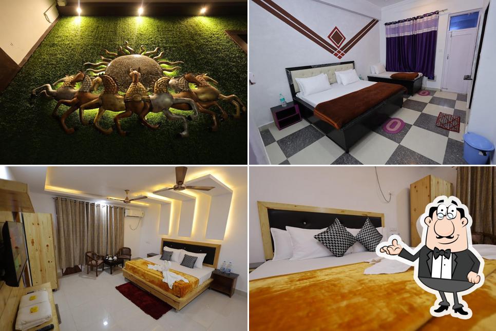 Check out how Hotel The Queen by Jal's looks inside