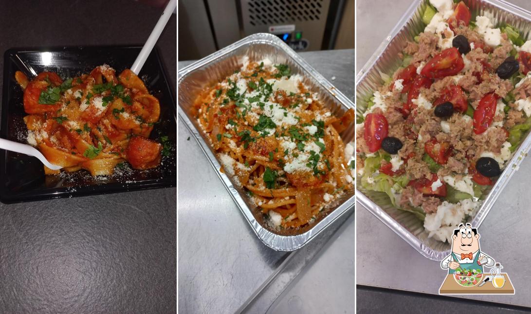 Insalata greca al Lo spuntino goloso Street food pizza al taglio