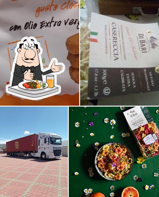 Dai un’occhiata alla immagine che presenta la cibo e esterno di Pastificio Di Bari Tarall'Oro S.r.l