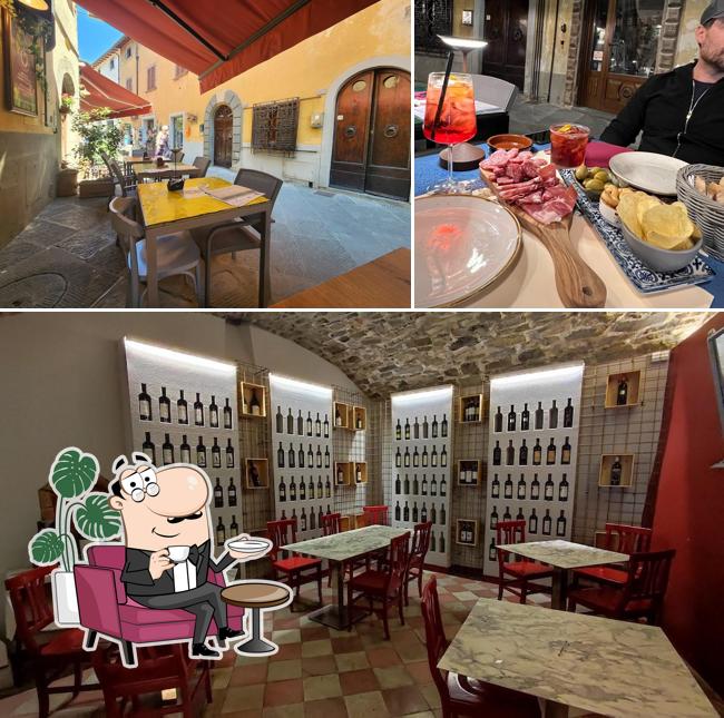 Siediti a un tavolo di Pitena Cantina E Cucina