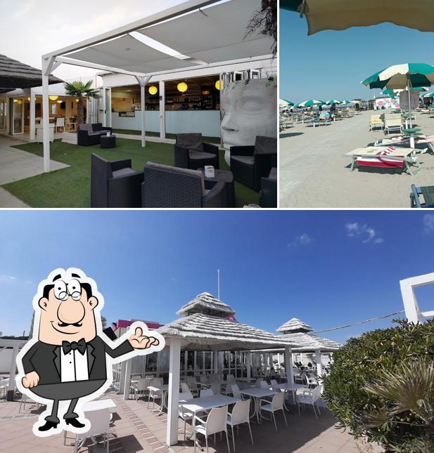 Siediti a un tavolo di Bagno Miami Beach