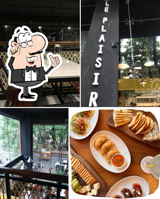 The interior of Le Plaisir