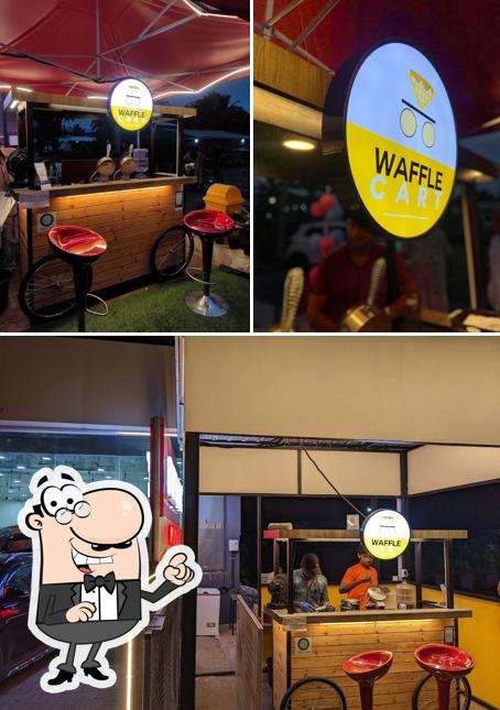 The exterior of WAFFLE Cart