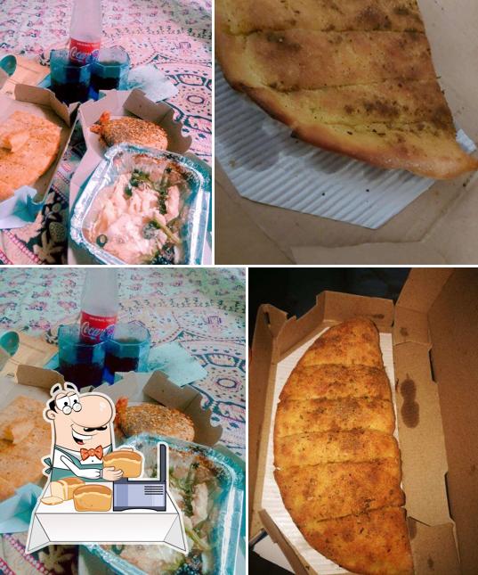 Garlic bread at Domino's Pizza