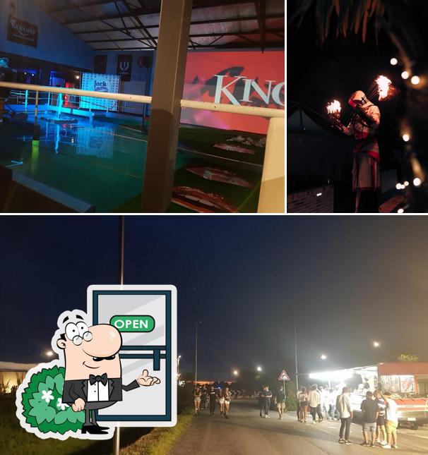 Puoi goderti l'aria fresca dal dehors di King's Club