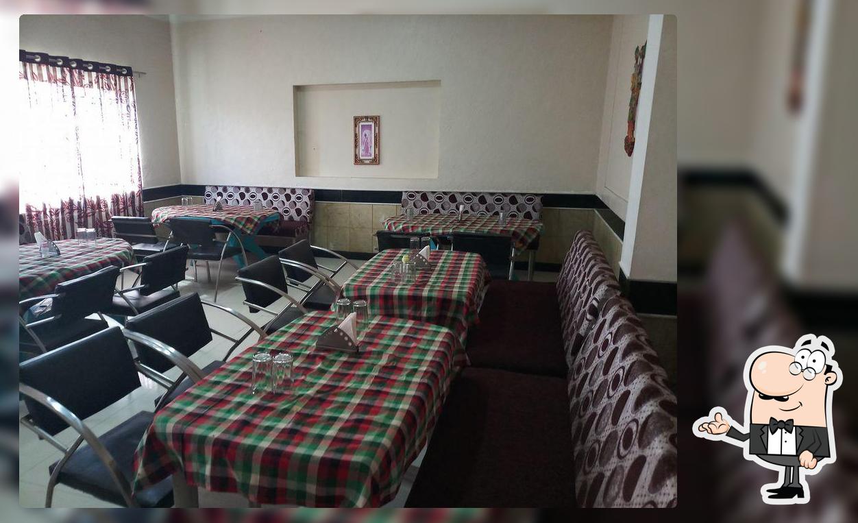 Anuratna Hotel, veg restaurant.Umarkhed.