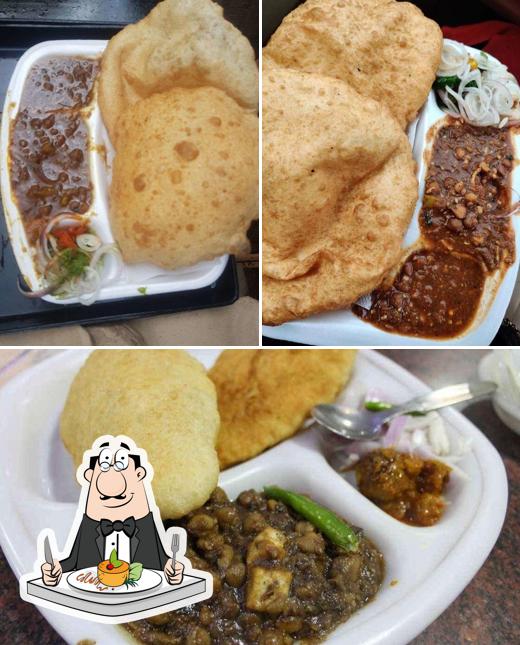 Meals at Shree Ganpati Ji Channe Bhature