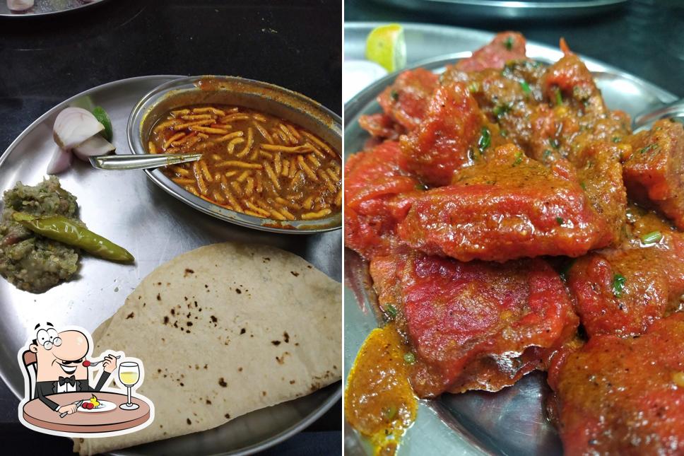 Food at Shriniwas Hotel, Khandeshi Tadaka