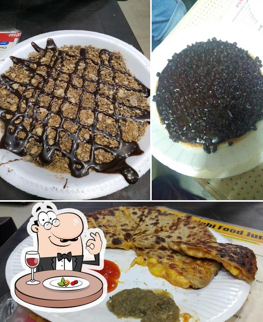 Food at PFJ Paratha House
